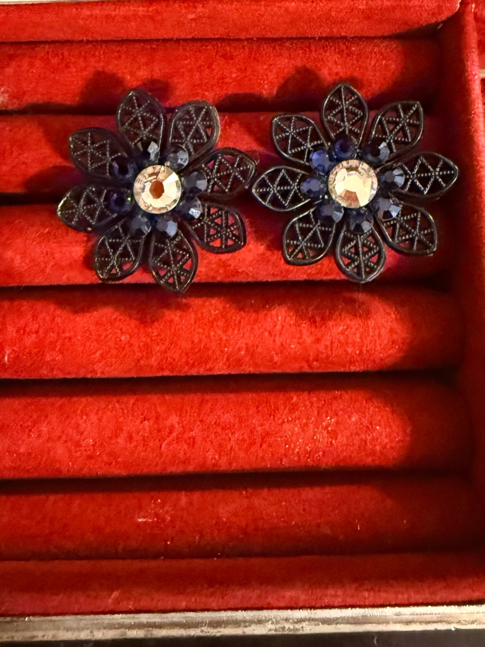 Tarina Tarantino earrings